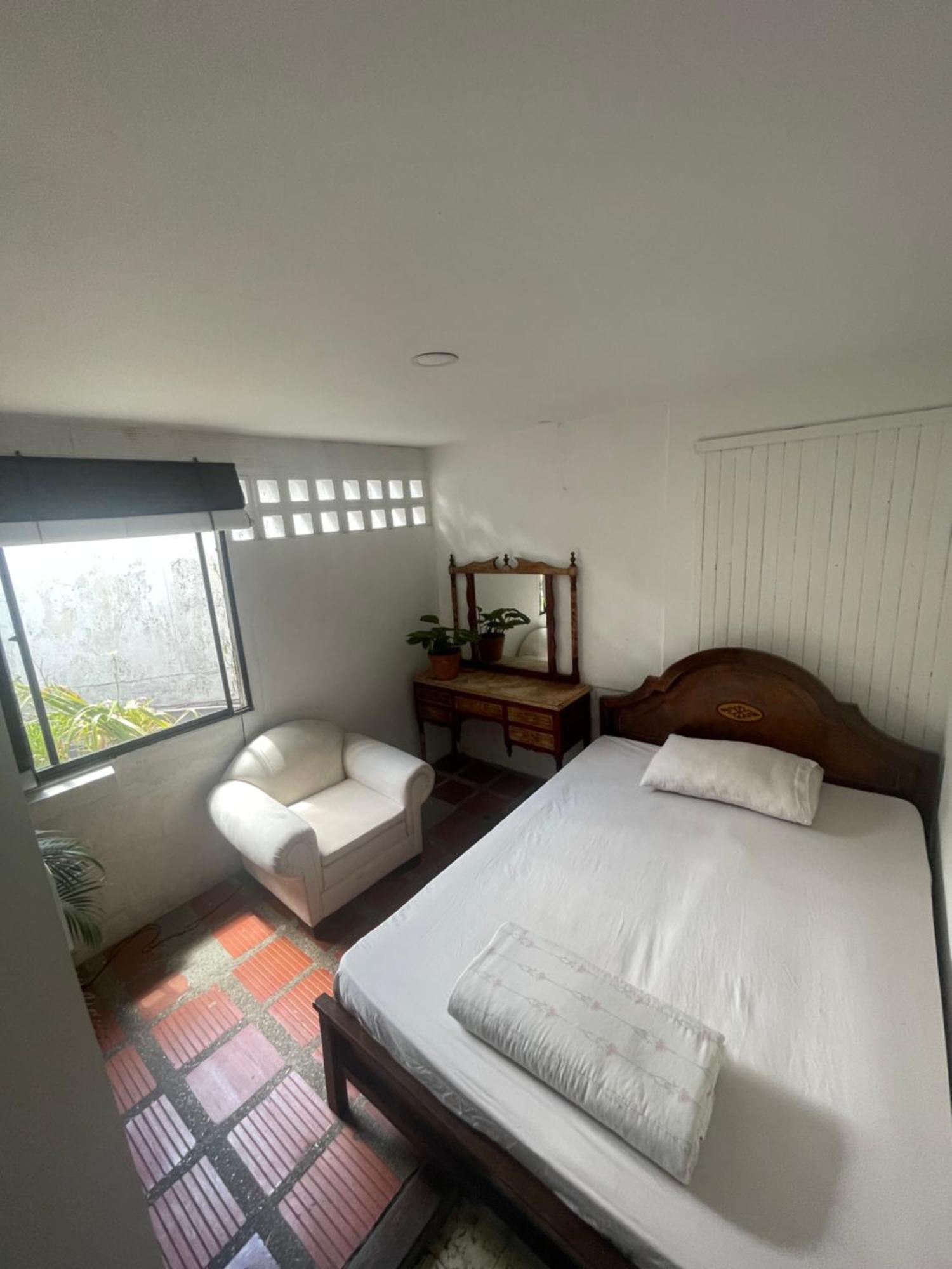 Hostal Casa Las Tias Medellin Exterior photo